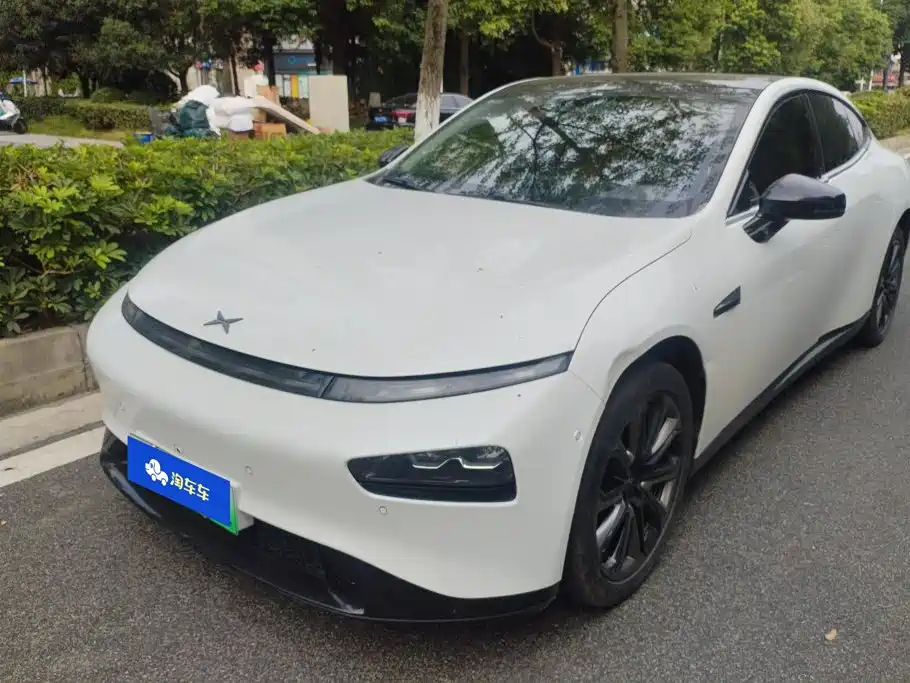 XPeng P7