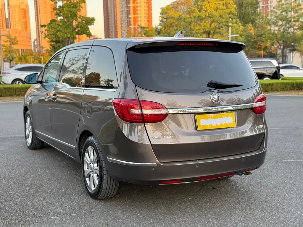 Buick GL8 — миниатюра 4