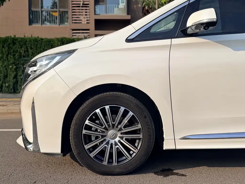 GAC Motor Trumpchi M8 — миниатюра 28