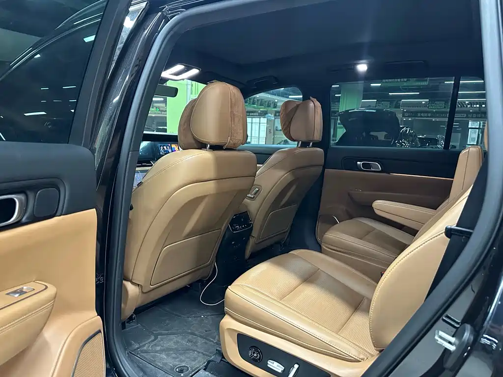 Li Auto Li ONE — миниатюра 6