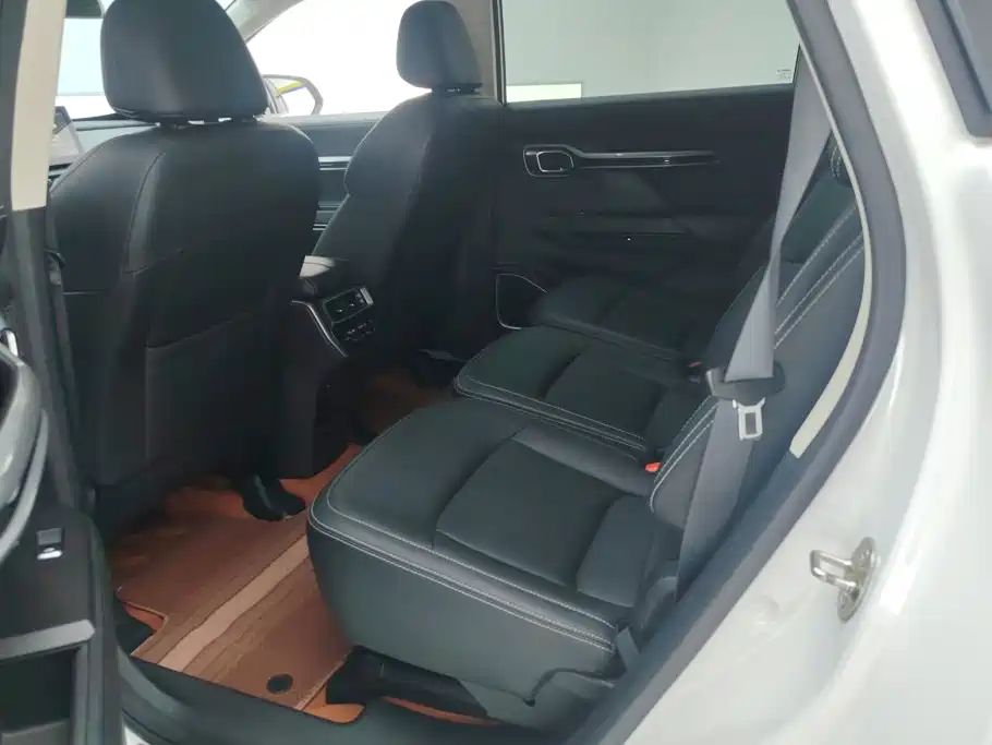 Geely Haoyue — миниатюра 11