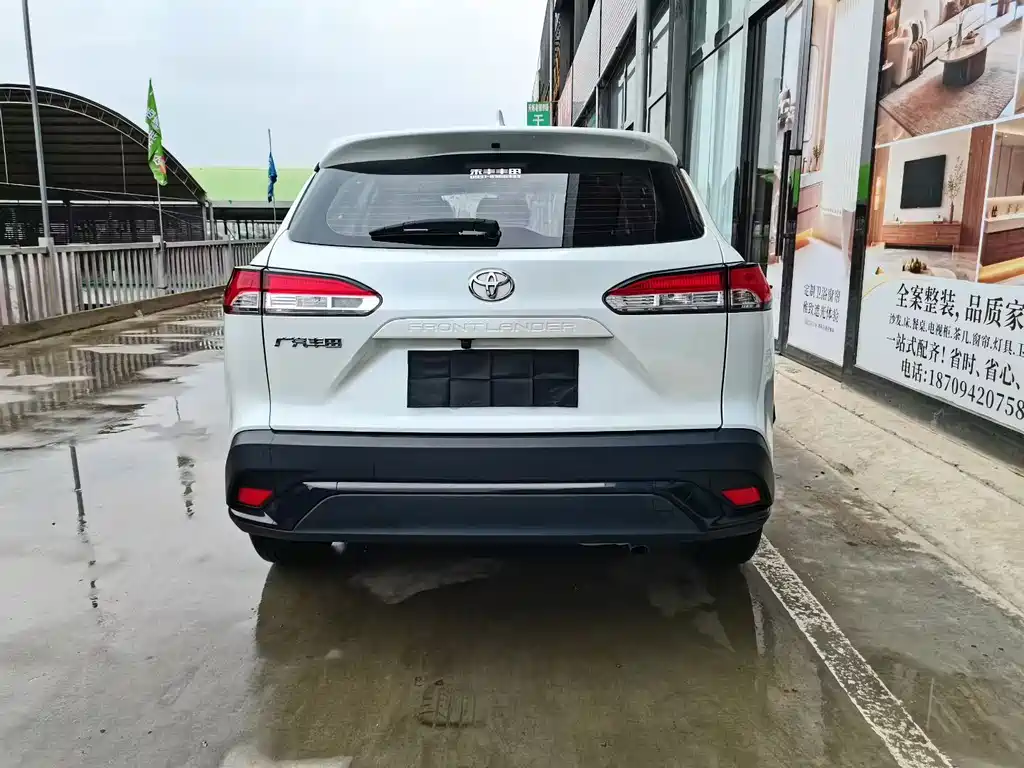 Toyota Frontlander — миниатюра 6