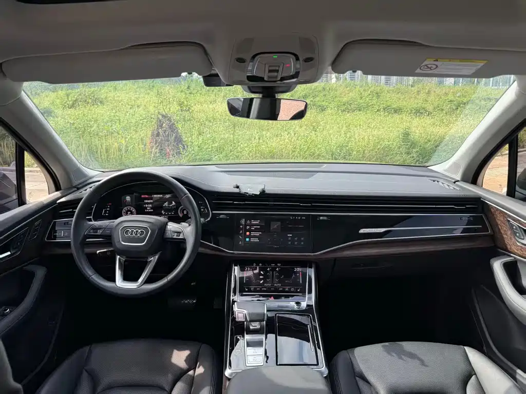 Audi Q7 — миниатюра 3