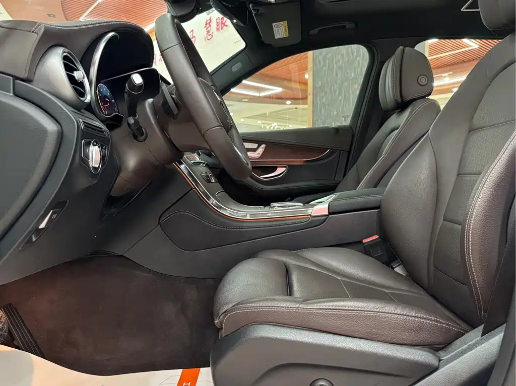 Mercedes-Benz GLC — миниатюра 7