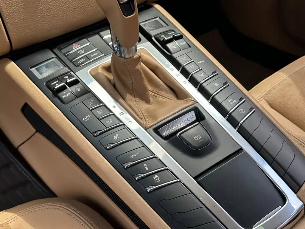 Porsche Macan — миниатюра 15