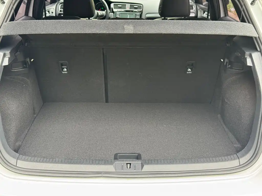 Volkswagen Golf — миниатюра 19