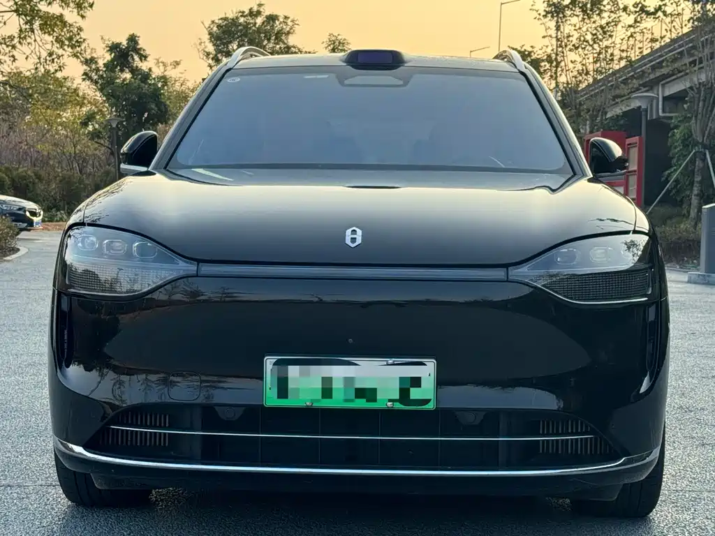 AITO ASK THE WORLD M9