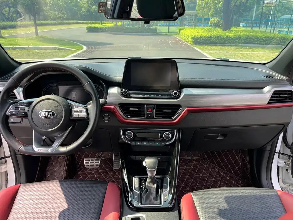 Kia Sportage — миниатюра 12
