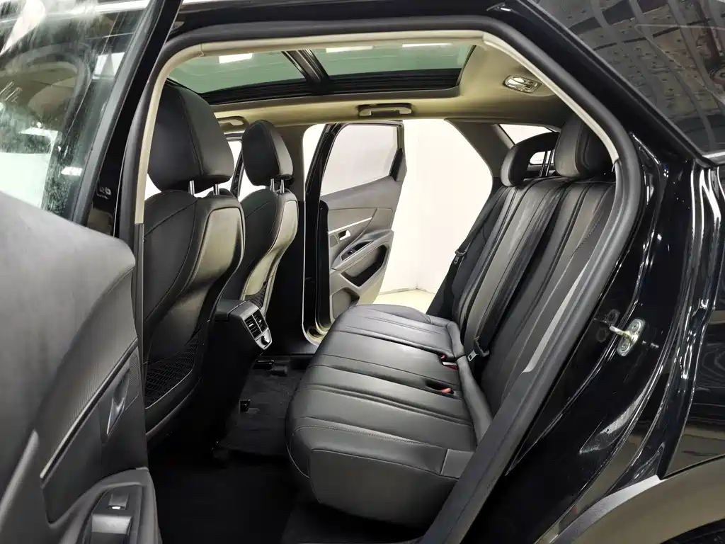 Peugeot 4008 — миниатюра 11