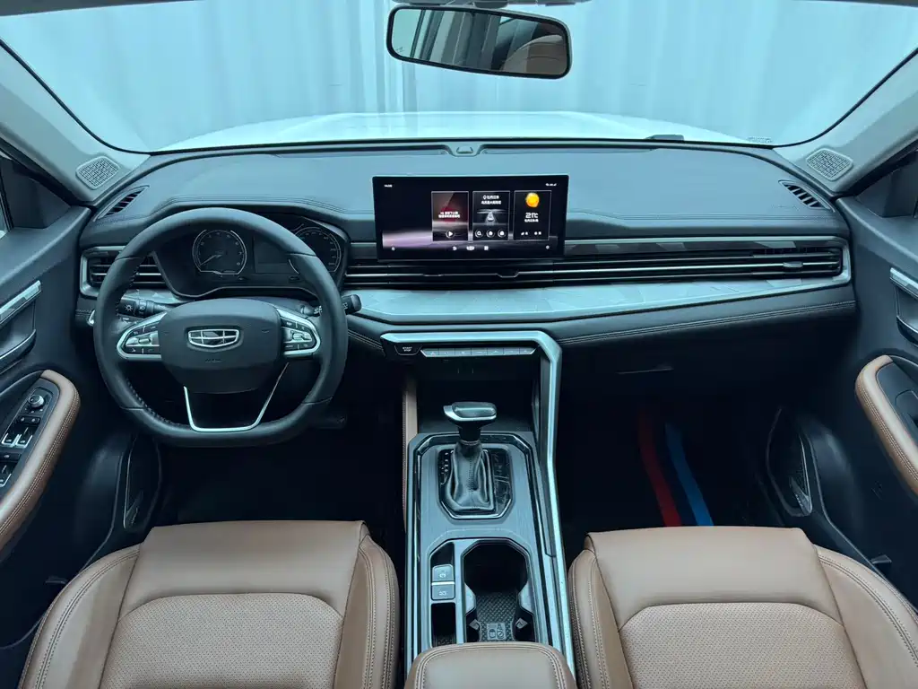 Geely Vision X6 — миниатюра 14