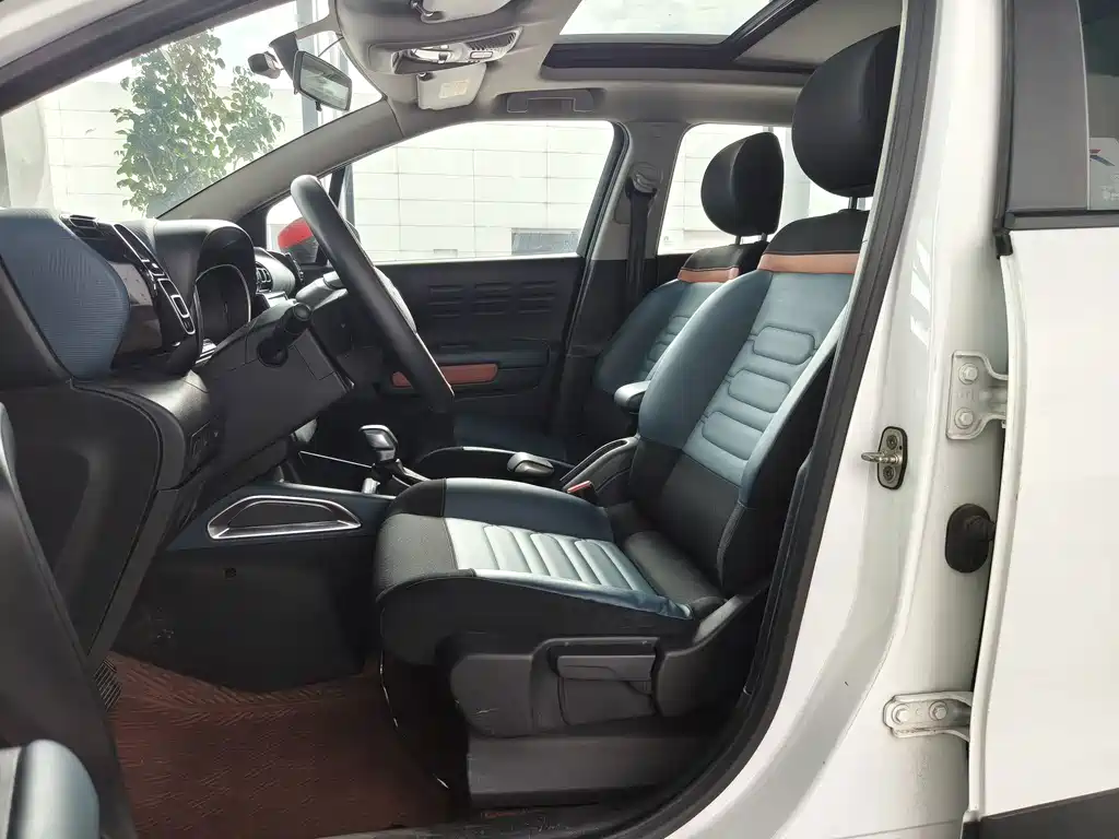 Citroen C4 Aircross — миниатюра 6