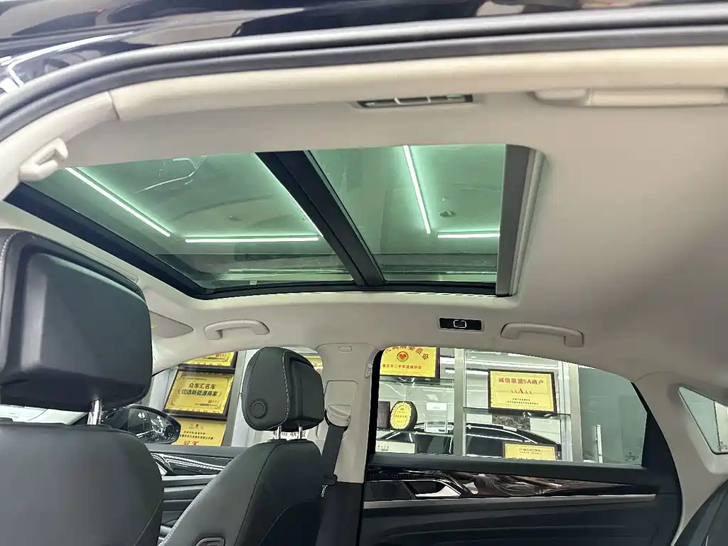 Volkswagen Passat — миниатюра 10