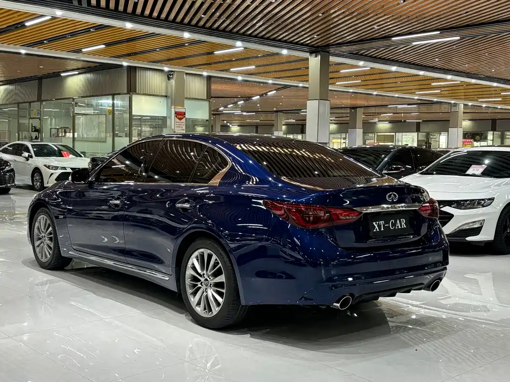 Infiniti Q50L — миниатюра 6