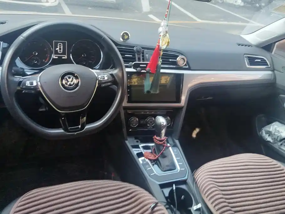 Volkswagen Lamando — миниатюра 12