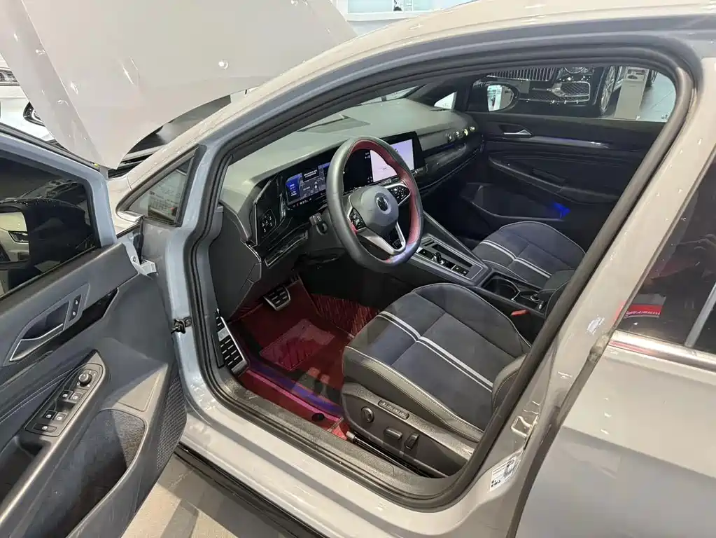Volkswagen Golf — миниатюра 7