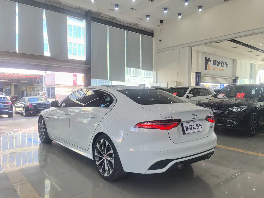 Jaguar XEL — миниатюра 4
