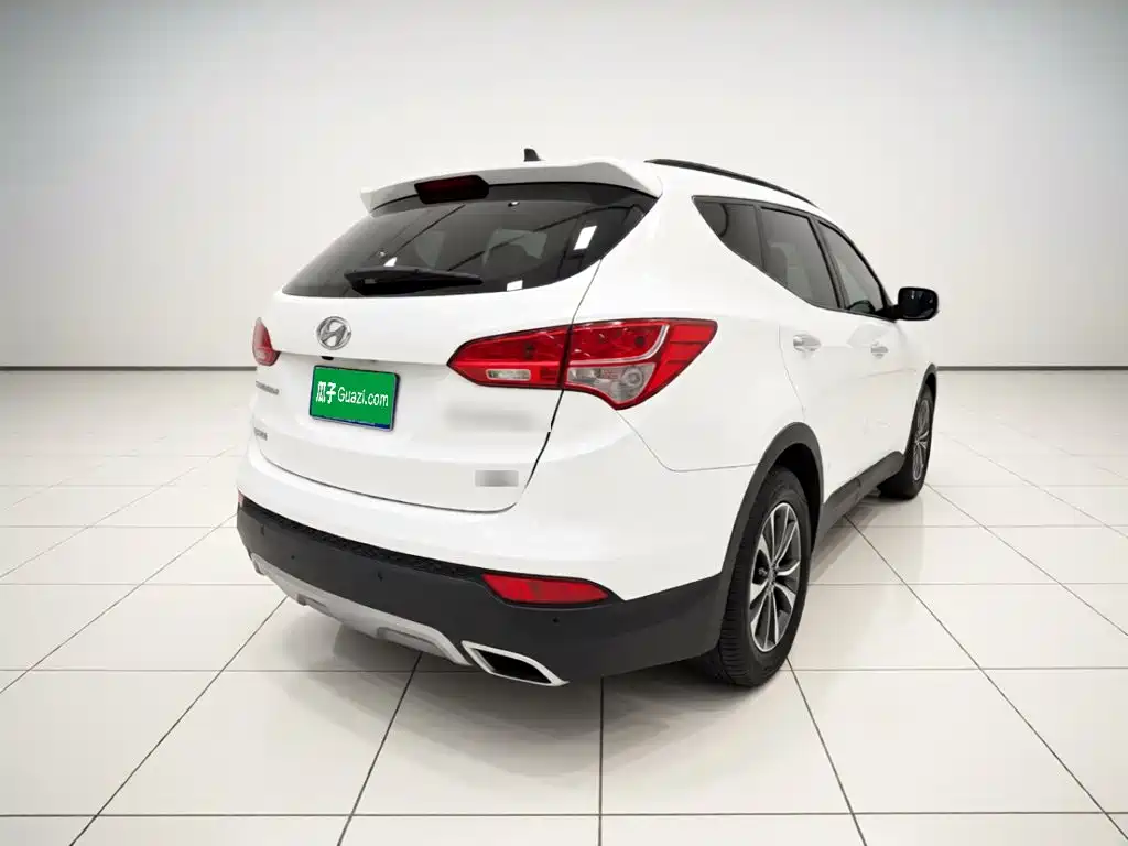 Hyundai Santa Fe — миниатюра 6