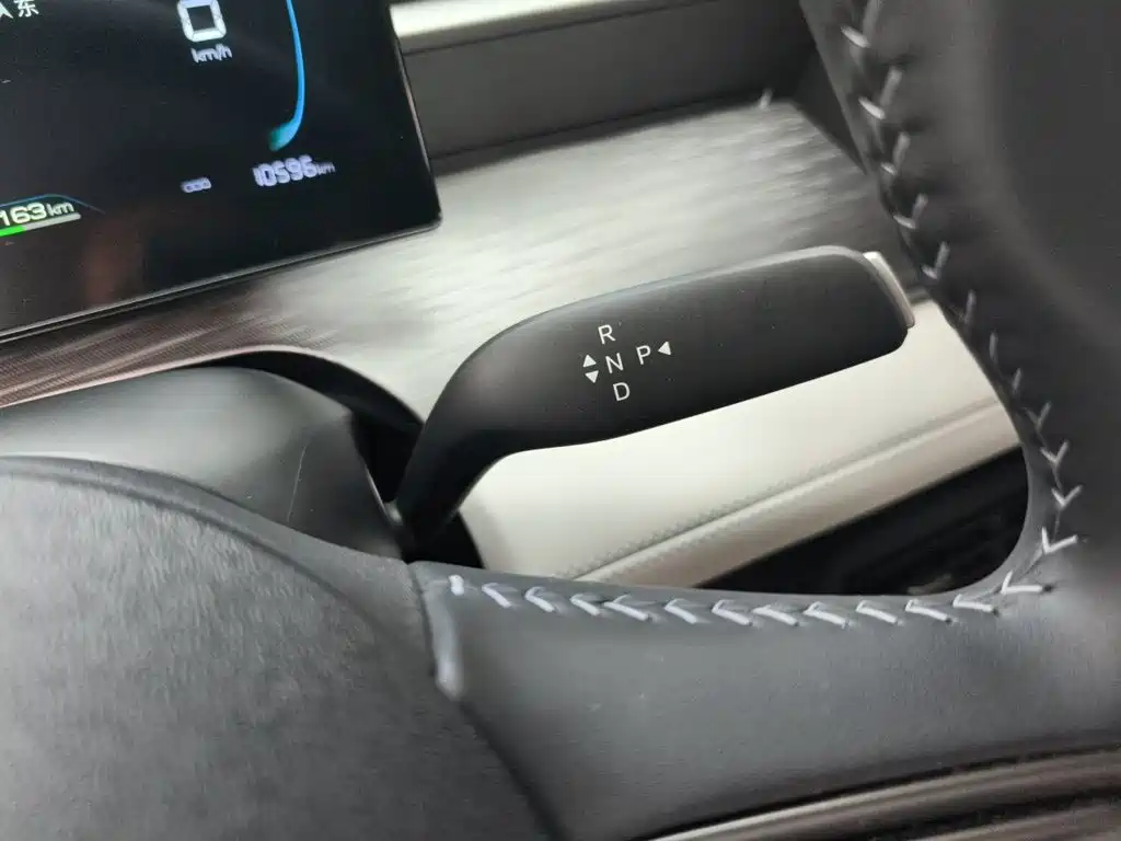 BYD Seal 05 DM-i — миниатюра 10