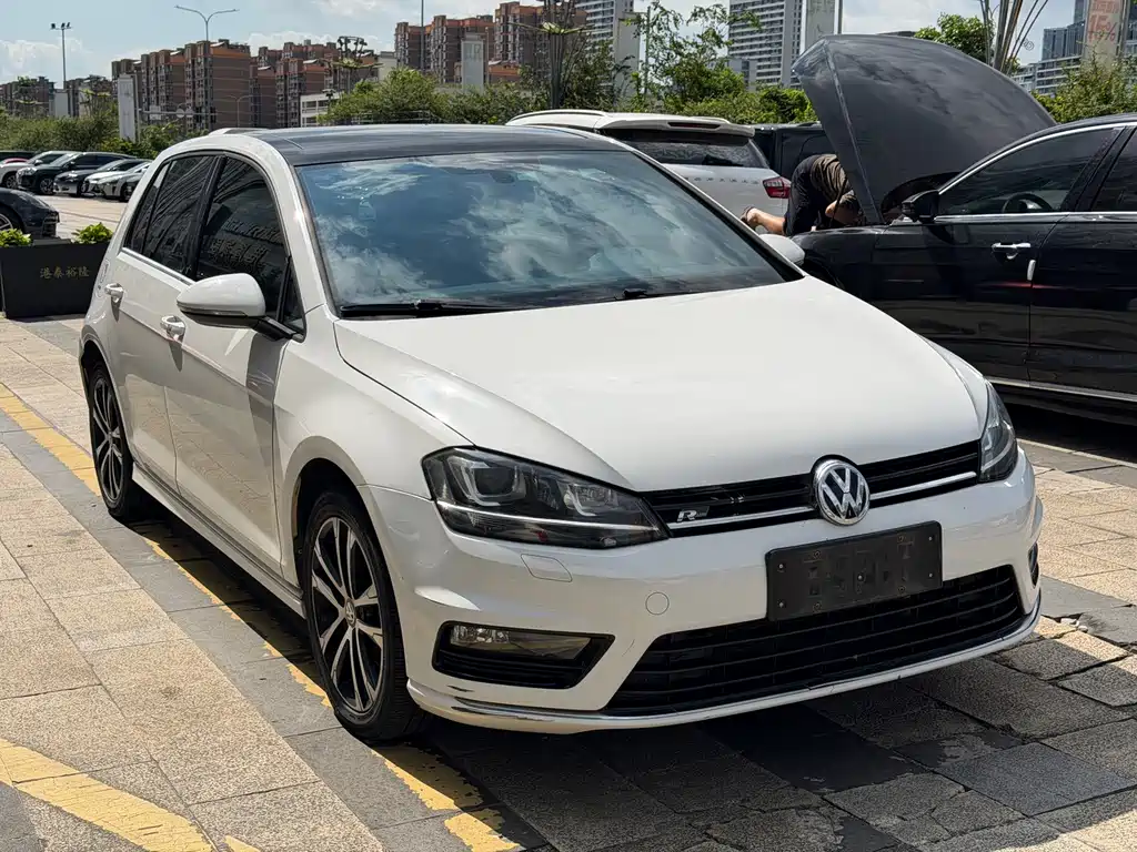 Volkswagen Golf — миниатюра 3