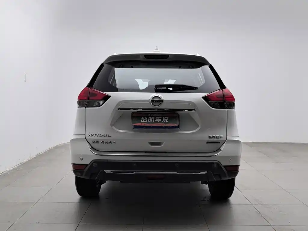 Nissan X-Trail — миниатюра 4