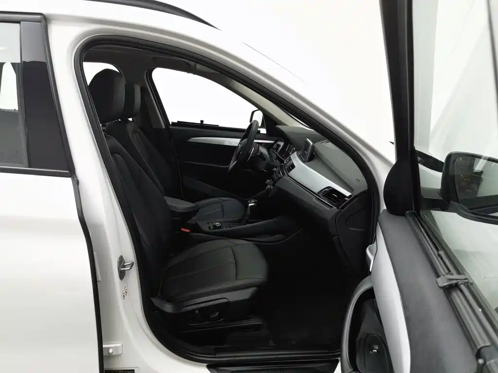 BMW X1 — миниатюра 23