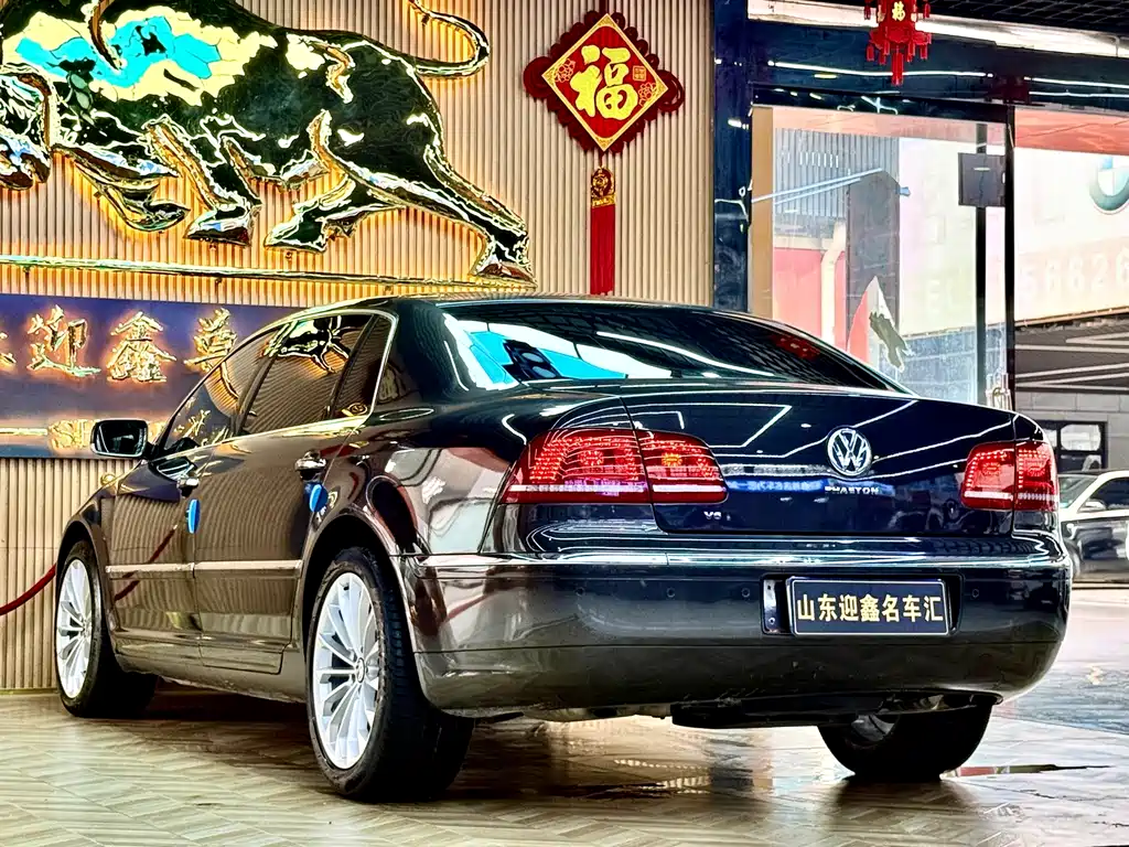 Volkswagen Phaeton — миниатюра 18