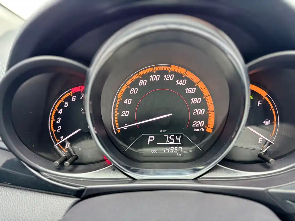 Toyota Yaris L — миниатюра 11