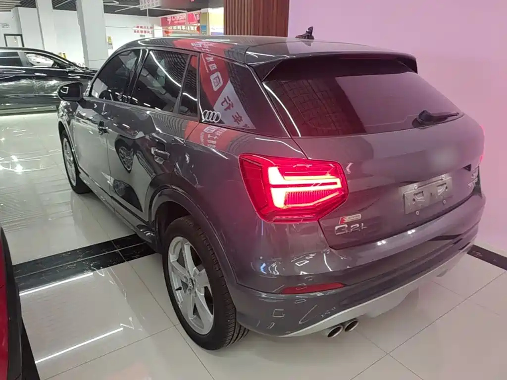 Audi Q2L — миниатюра 5