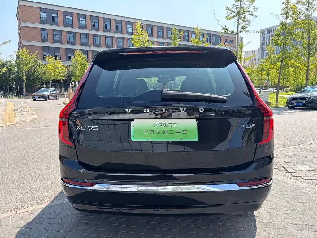 Volvo XC90 PHEV — миниатюра 5