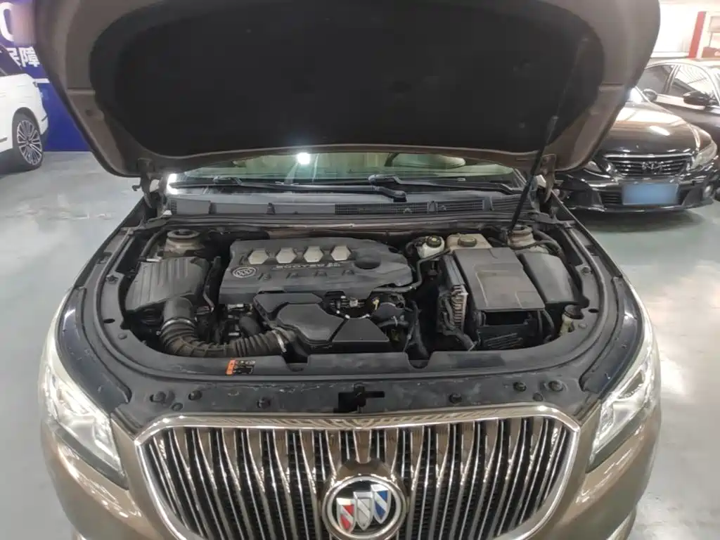 Buick LaCrosse — миниатюра 20