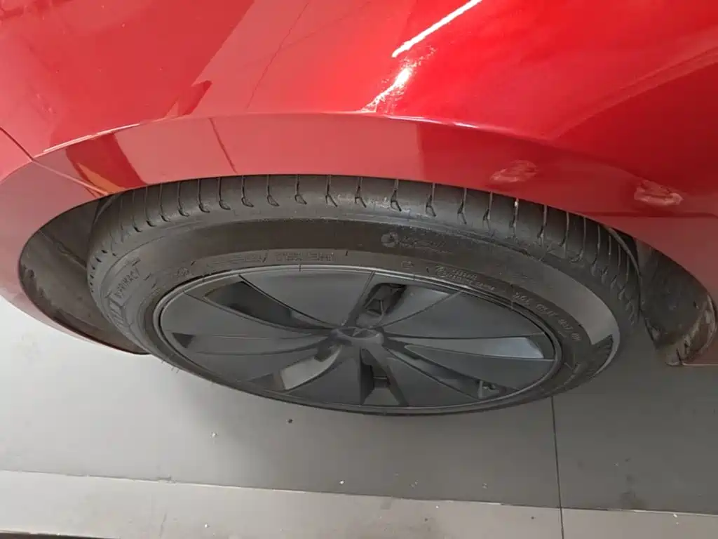 Tesla Model 3 — миниатюра 23