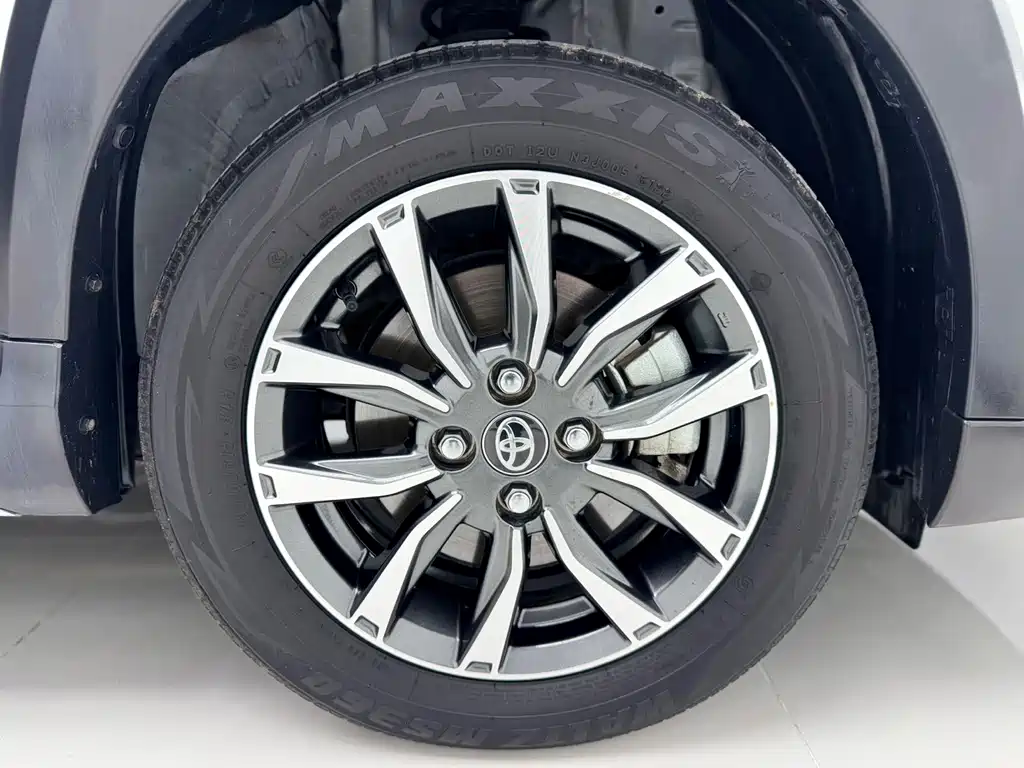 Toyota Yaris L — миниатюра 16