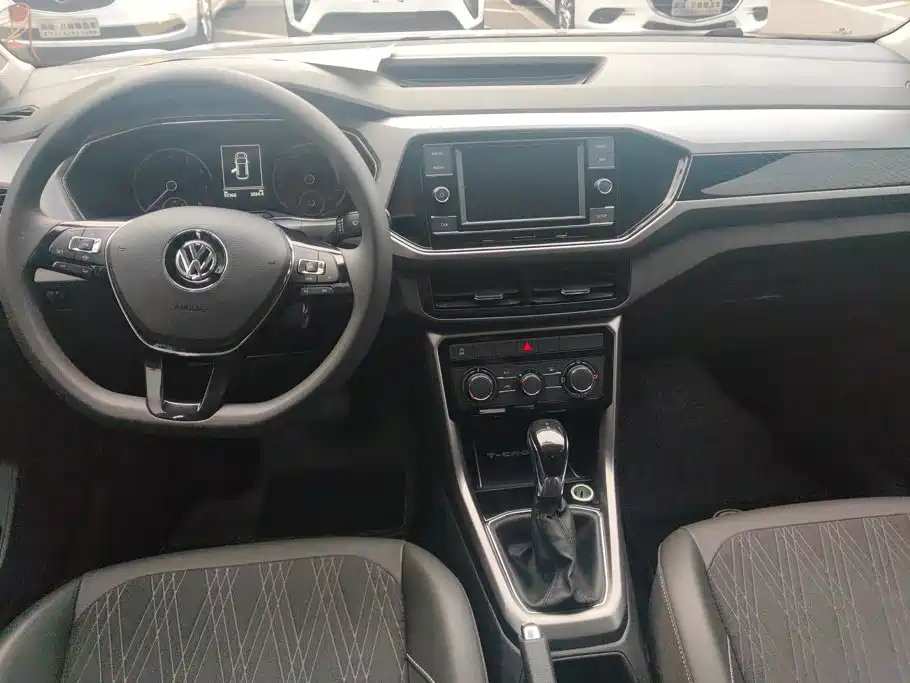 Volkswagen T-Cross — миниатюра 12