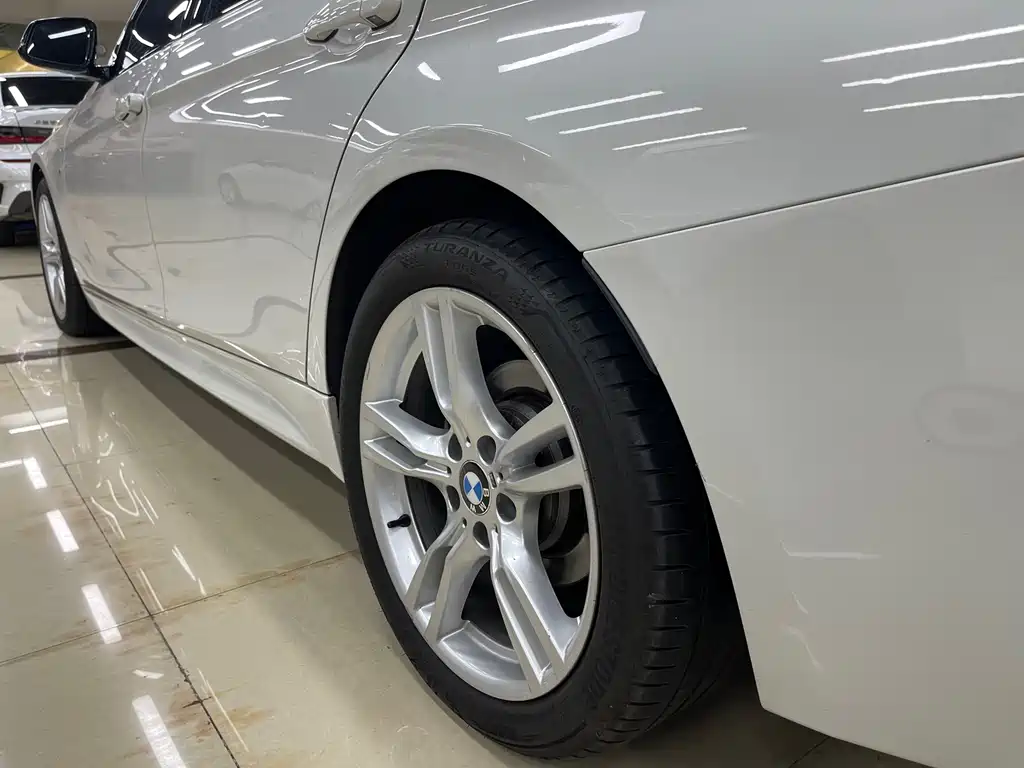 BMW 3 Series — миниатюра 8
