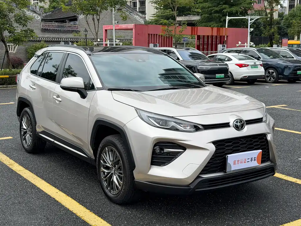 Toyota Wildlander — миниатюра 8