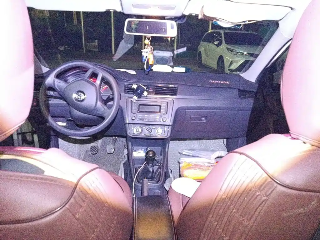 Volkswagen Santana — миниатюра 14