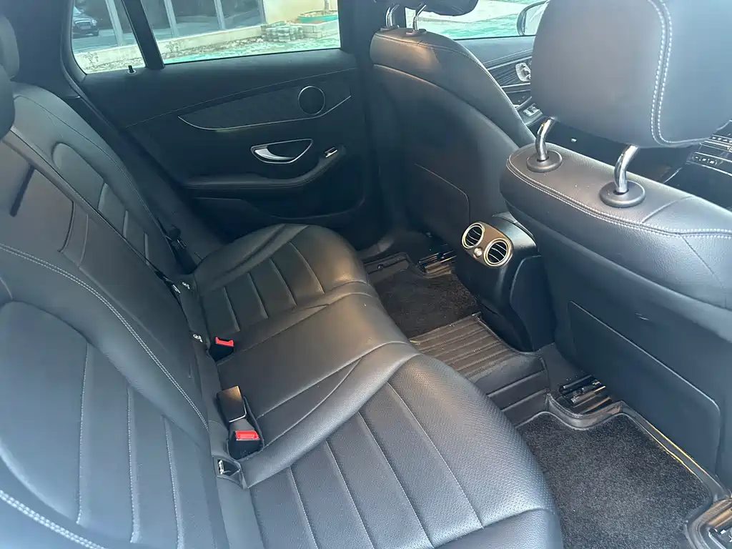 Mercedes-Benz EQC — миниатюра 9