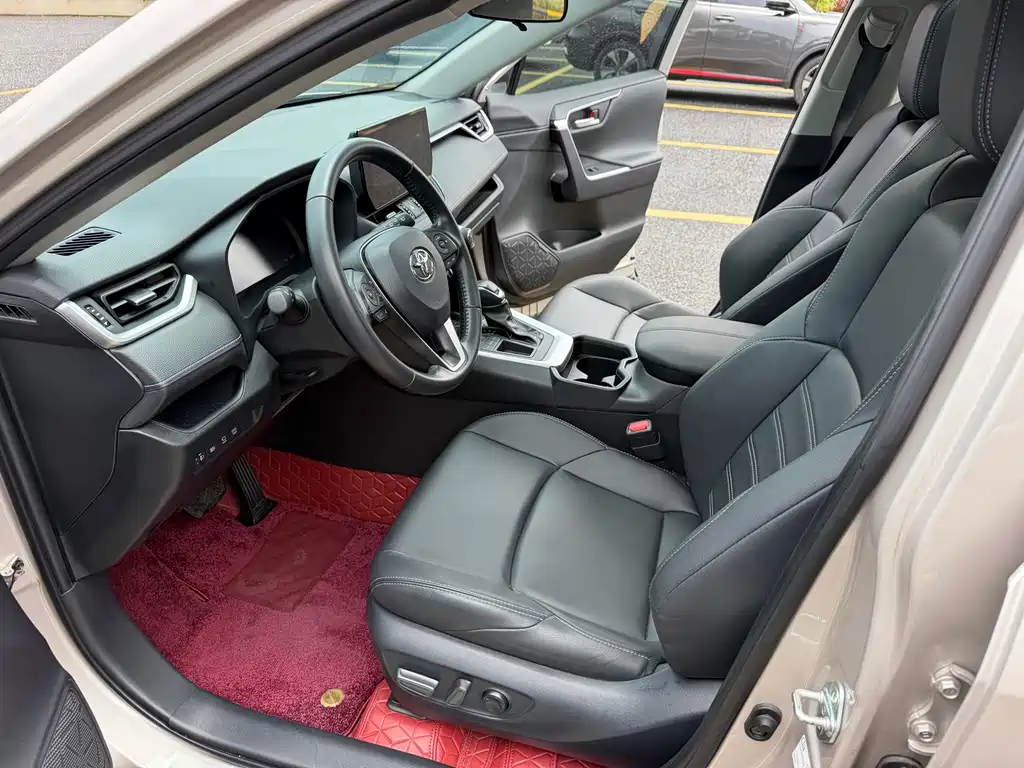 Toyota Wildlander — миниатюра 10