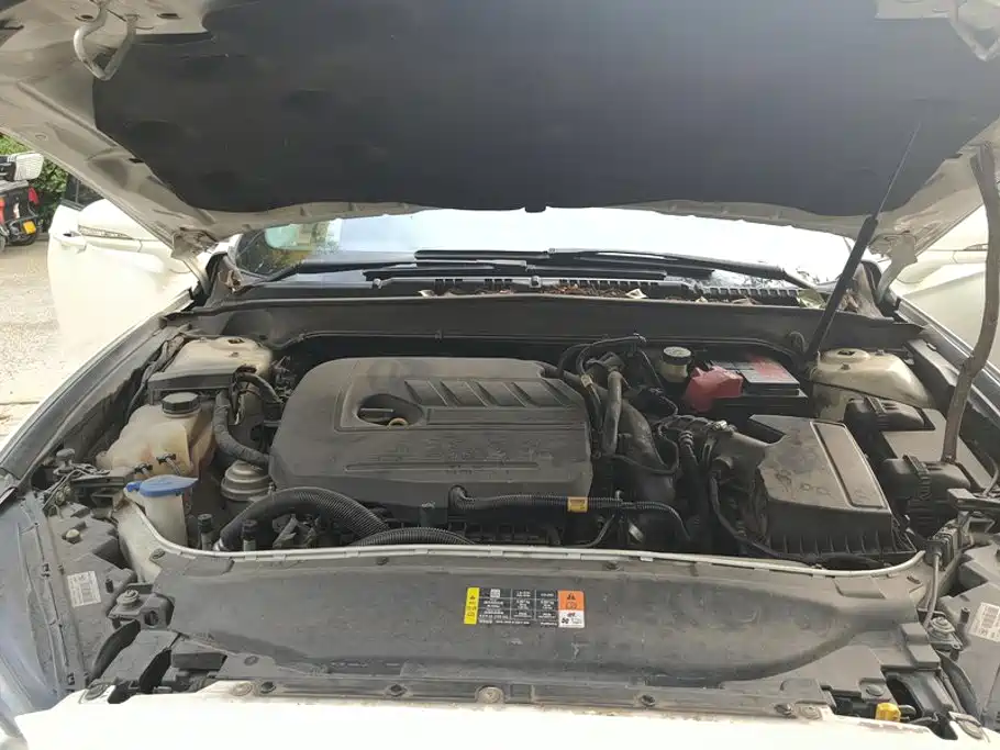 Ford Mondeo — миниатюра 10