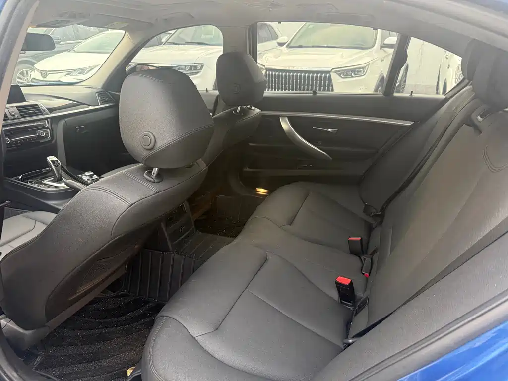 BMW 3 Series — миниатюра 6