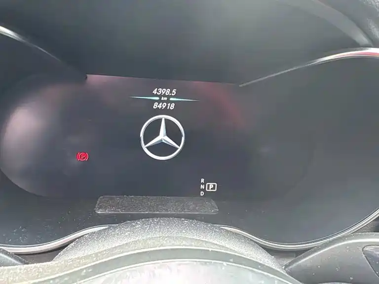 Mercedes-Benz C-Class — миниатюра 6