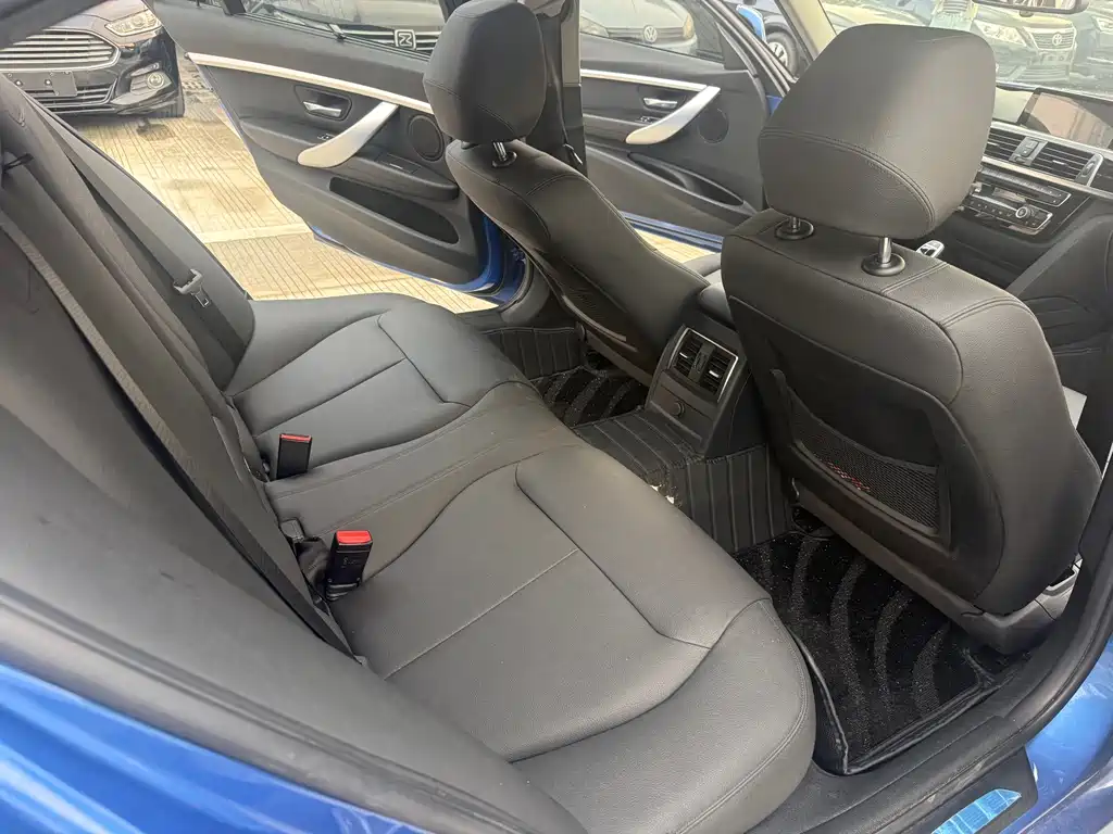 BMW 3 Series — миниатюра 8