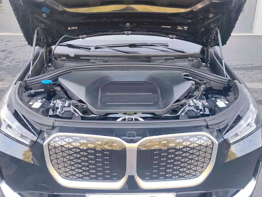 BMW iX1 — миниатюра 12