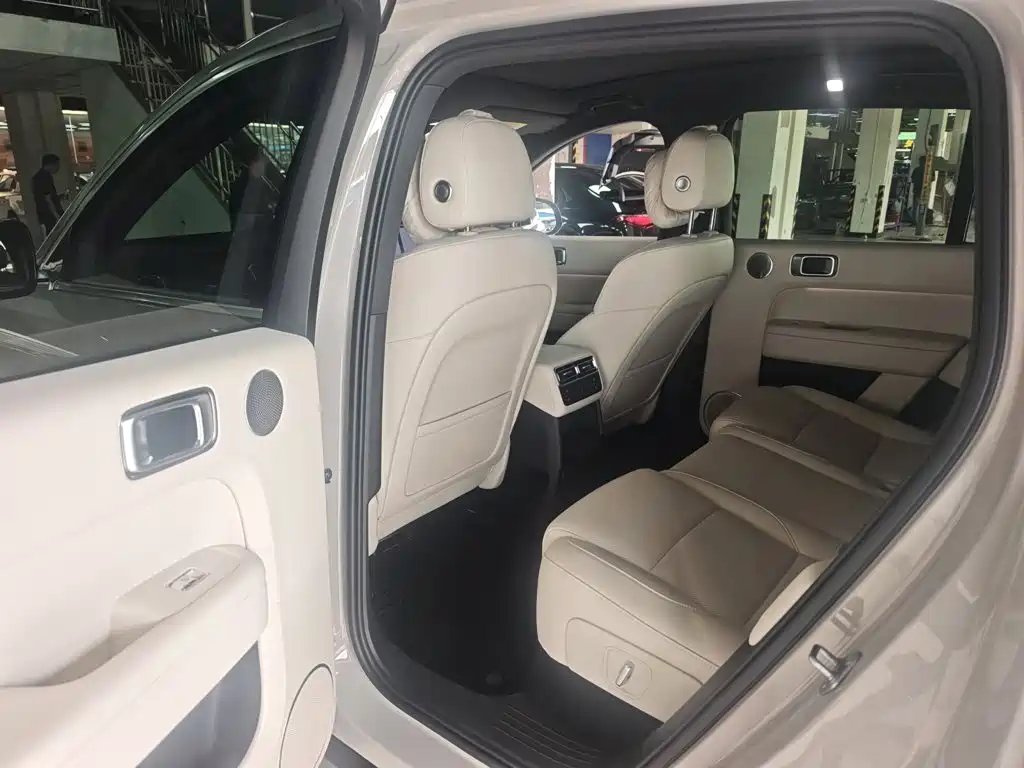 Li Auto Li L6 — миниатюра 4