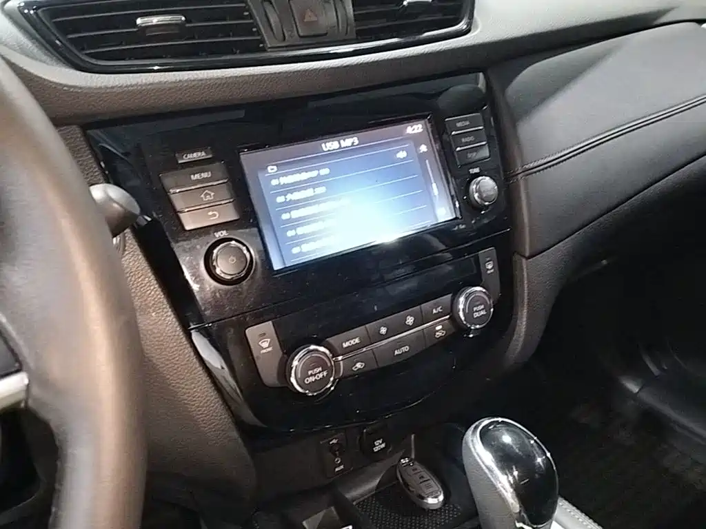 Nissan X-Trail — миниатюра 13