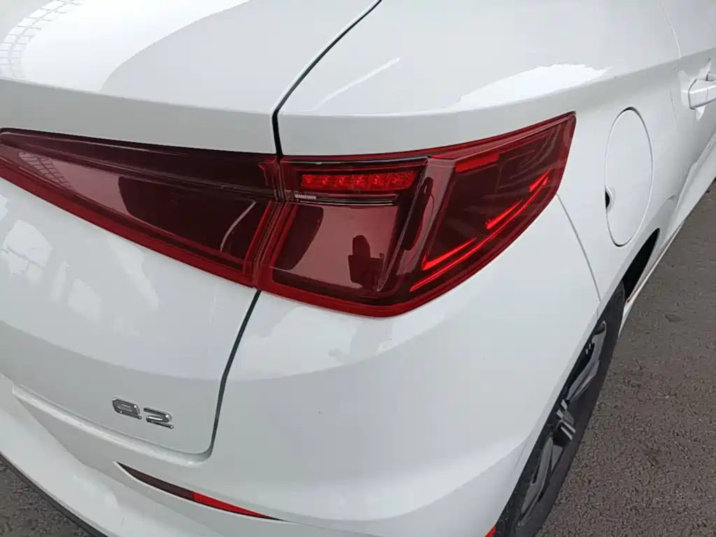 BYD e2 — миниатюра 8