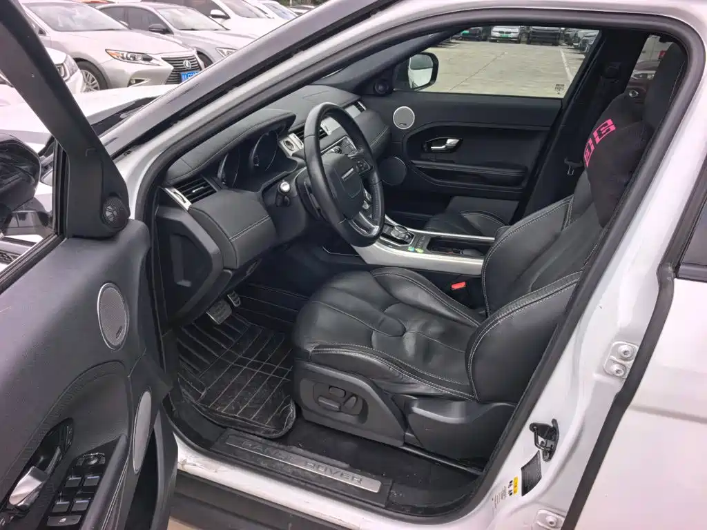 Land Rover Evoque (Import) — миниатюра 10