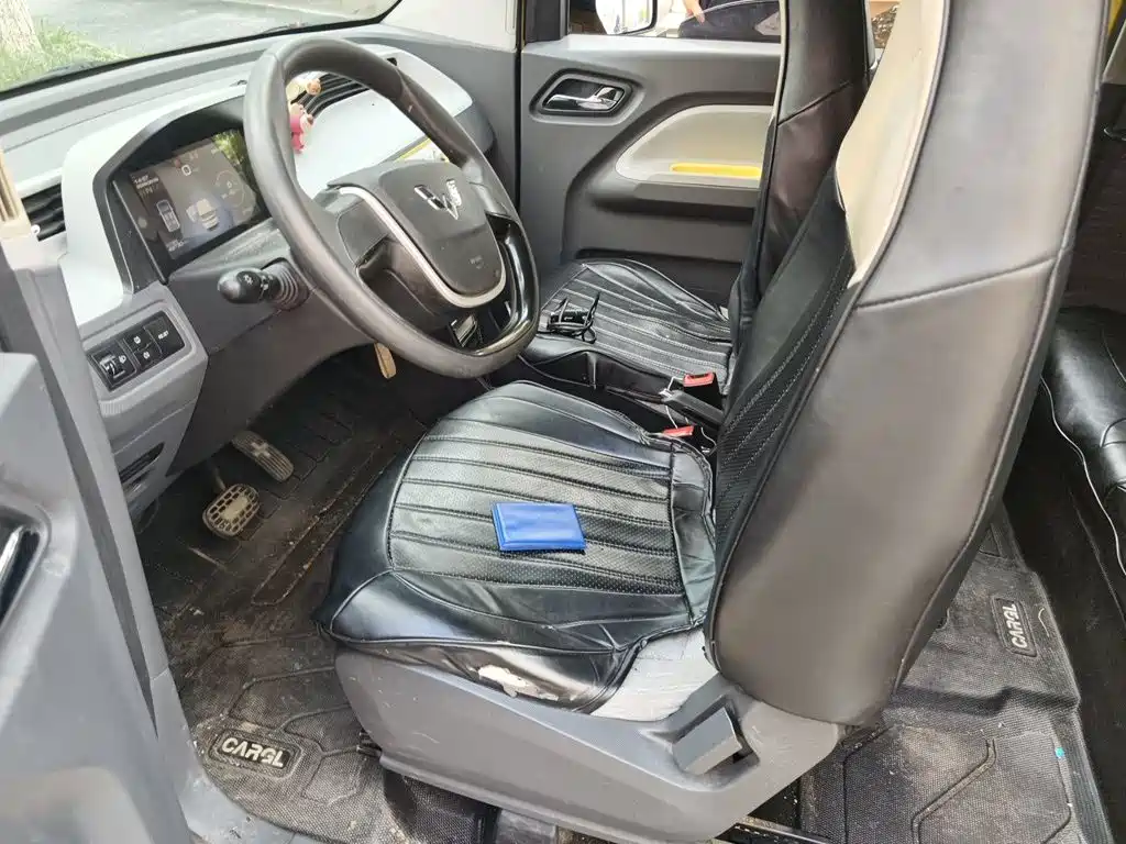 Wuling MINIEV — миниатюра 11