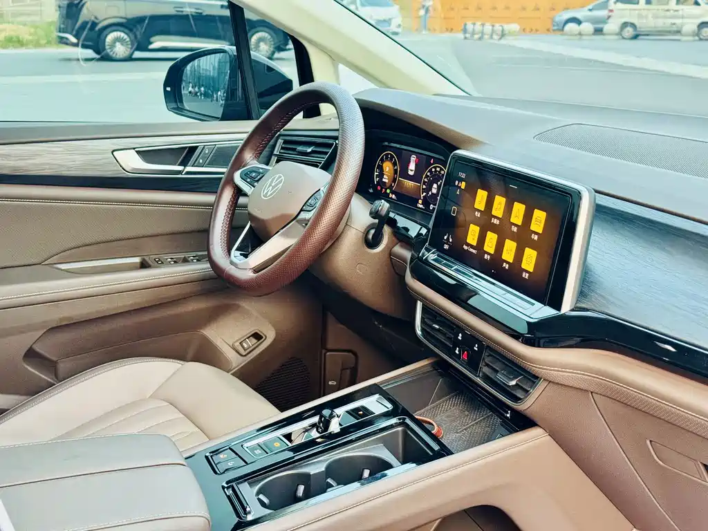 Volkswagen Viloran — миниатюра 7