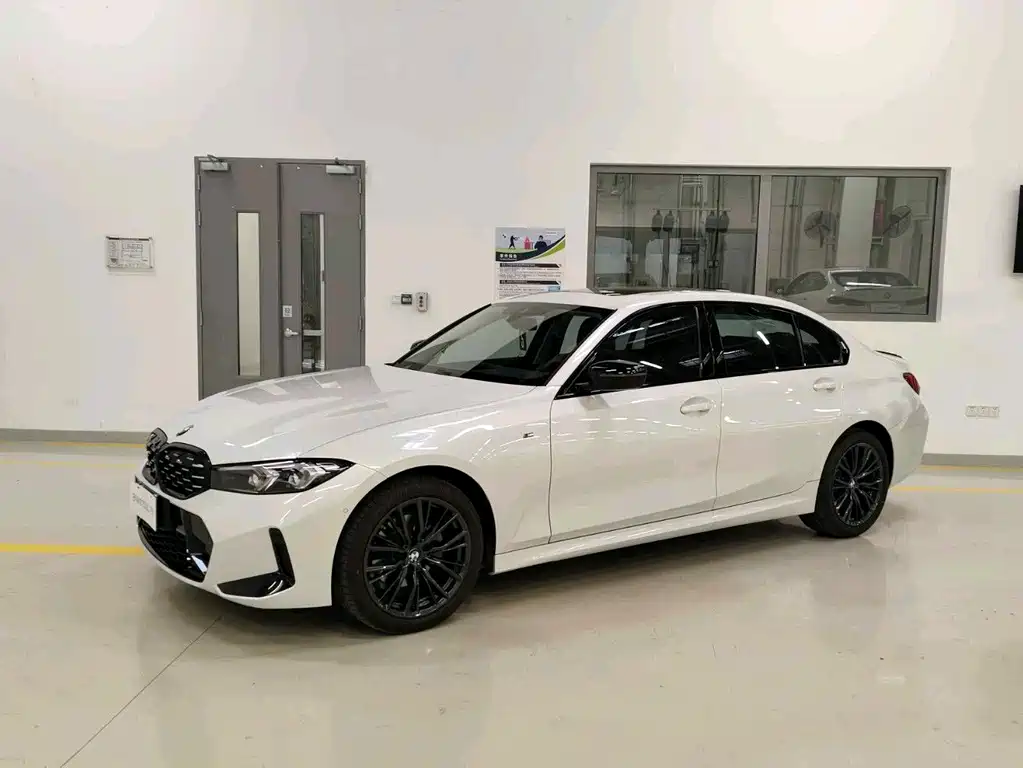 BMW 3 Series 2025